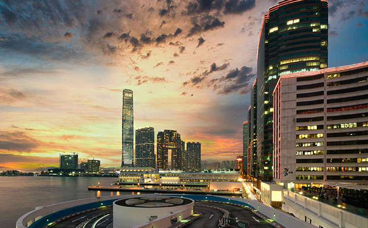 誰還說移居香港很難？無學(xué)歷限制、無需評(píng)分也一樣可以！